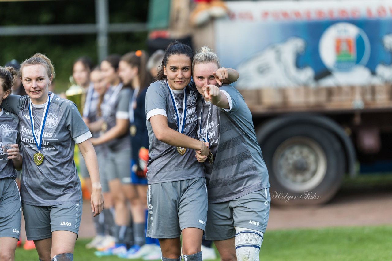Bild 112 - Loewinnen Cup